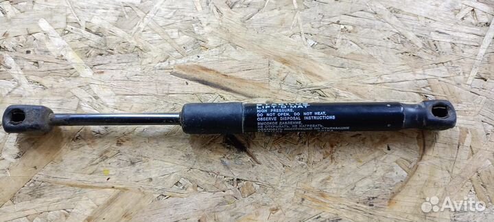 Упор газовый крышки багажника Luxgen 7 SUV 7