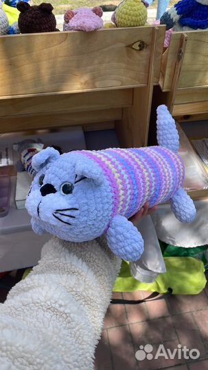 Вязаный котик батон