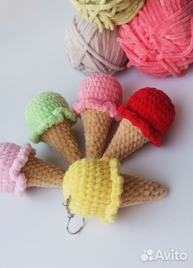 Брелок мороженое