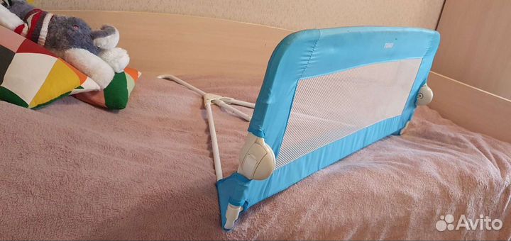 Ограничитель для детской кровати