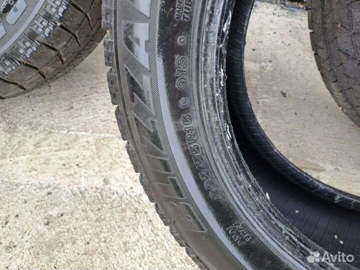 Bridgestone Blizzak VRX 205/55 R16 91S