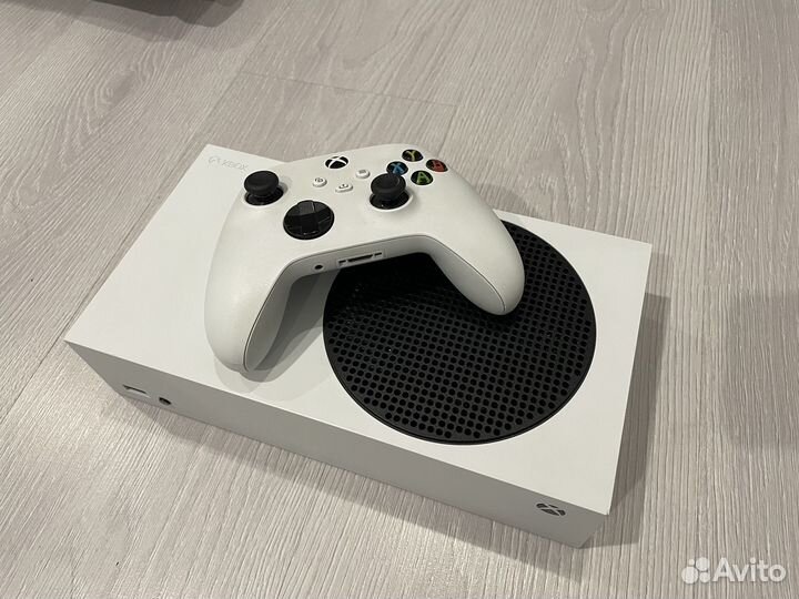 Игровая приставка xbox series s