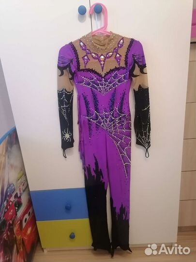 Комбинезон для фигурного катания 134