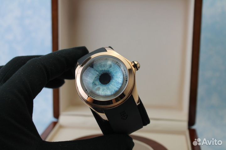 Мужские часы Corum Bubble Gold Anima 47мм