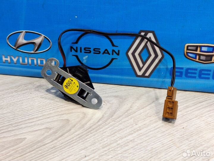 Твиттер Пищалка вч динамик nissan micra K12 Прав