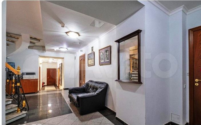 Продажа представительского особняка класс А 903 м²