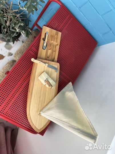 Разделочная доска, посуда для сервировки