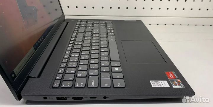 Ноутбук Lenovo Slim 3 (Ryzen 7th, 8+256GB SSD M.2)