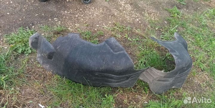 Подкрылок форд Куга (валенок)