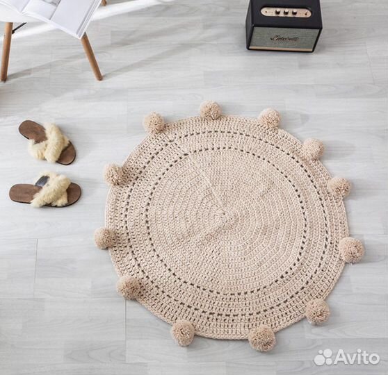 Ковер новый вязаный
