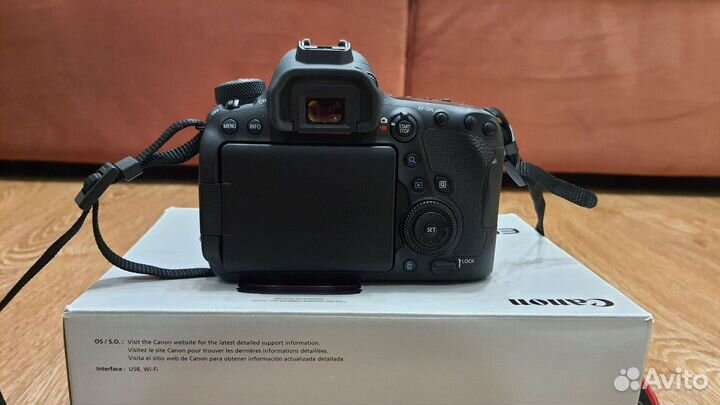 Зеркальный фотоаппарат canon 6d mark II