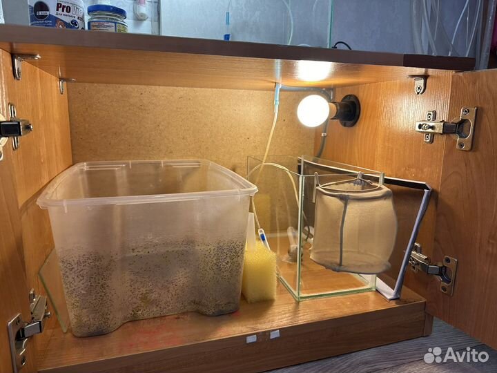 Аквариум с тумбой