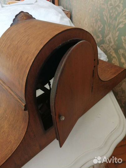 Настольные часы с боем