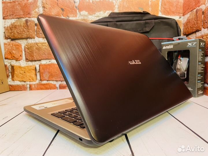Ноутбук Asus