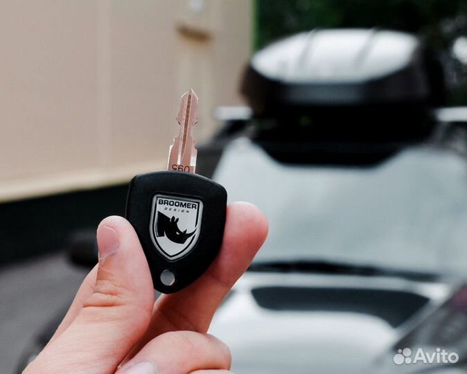 Автобокс Broomer Venture L (430 л.) черный