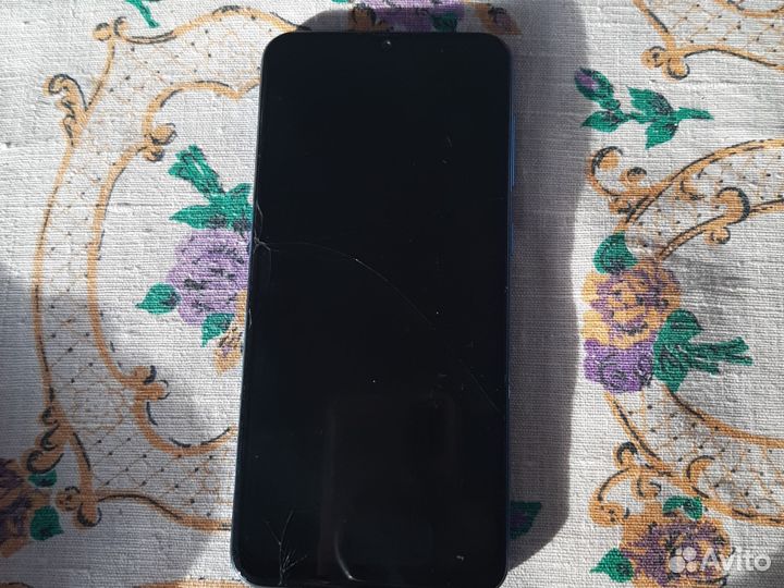 Samsung Galaxy A50, 4/64 ГБ