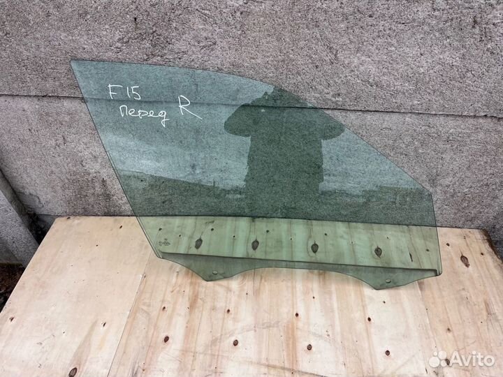 Стекло двери передней правой BMW X5 F15 2015