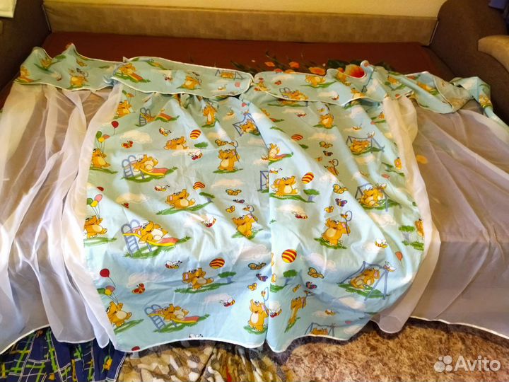 Балдахин с бортиками в детскую кроватку