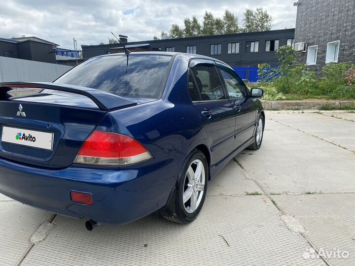 Mitsubishi Lancer 2.0 МТ, 2004, 230 000 км