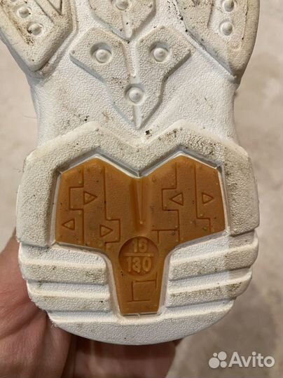 Кроссовки для девочки