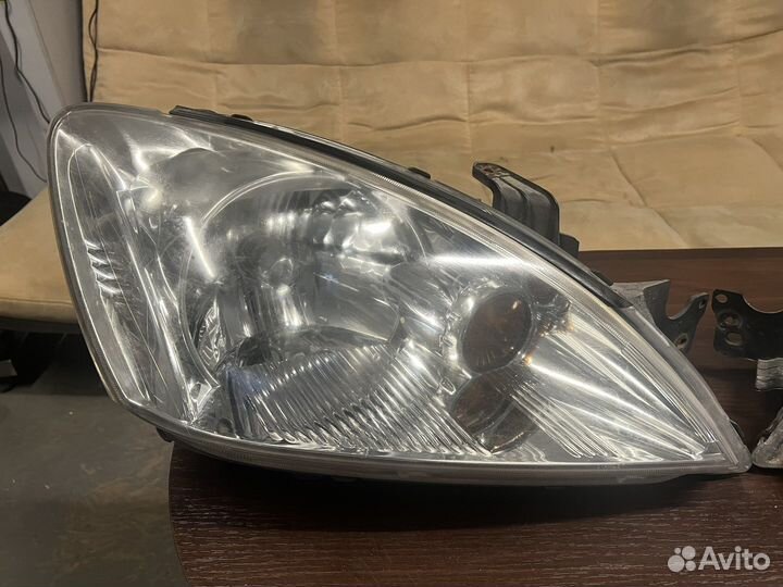 MMC Lancer 9 фары