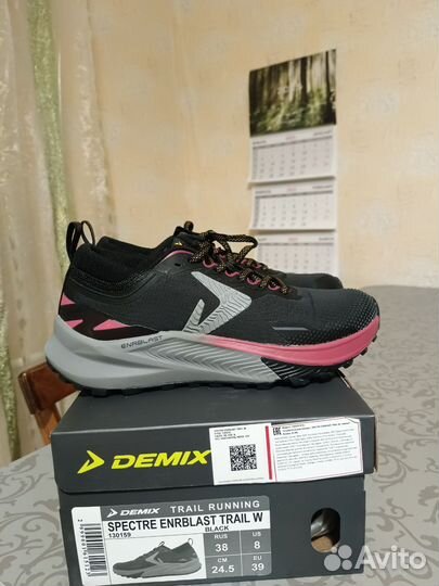 Беговые кроссовки Demix