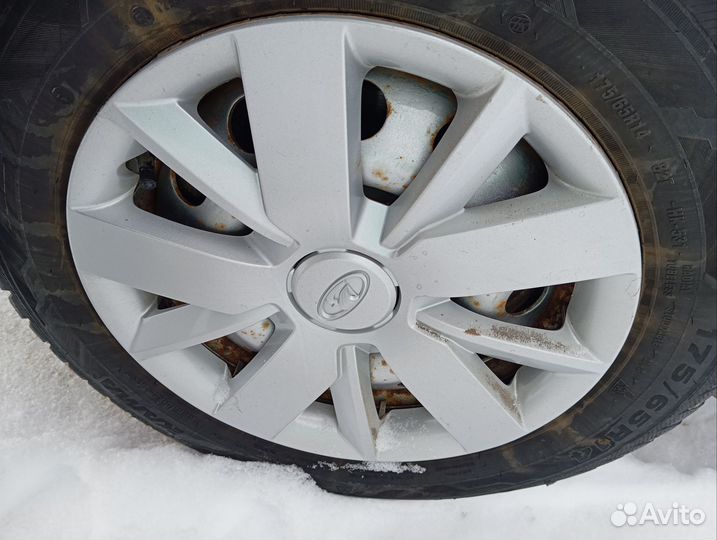 Колпаки Гранта R14