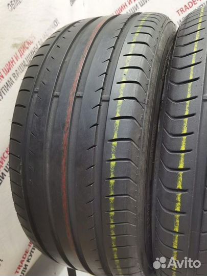 Vredestein Ultrac Cento 245/40 R18 97Y