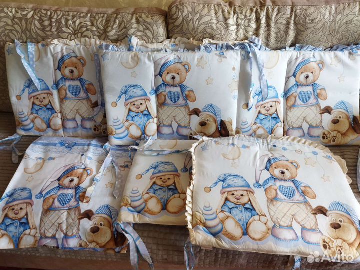 Комплект бортиков в кроватку