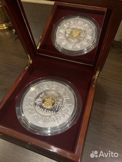 Коллекционная монета 12 апостолов