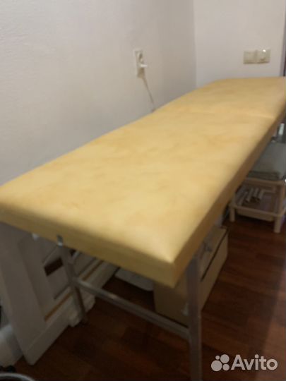 Кушетка косметологическая