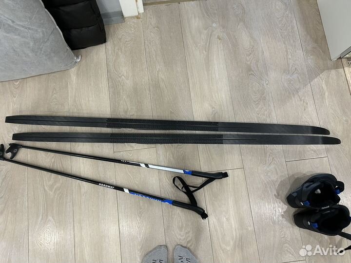 Беговые лыжи