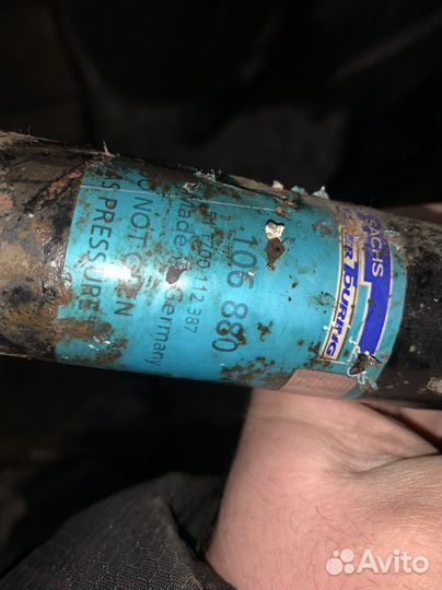 Амортизатор задний прав/лев 106880