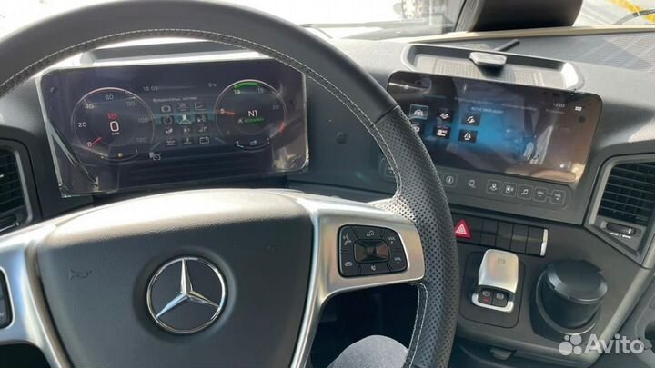 Mercedes-Benz Actros, 2023