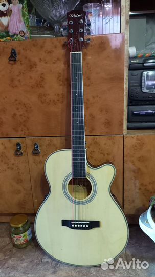 Гитара электроакустика