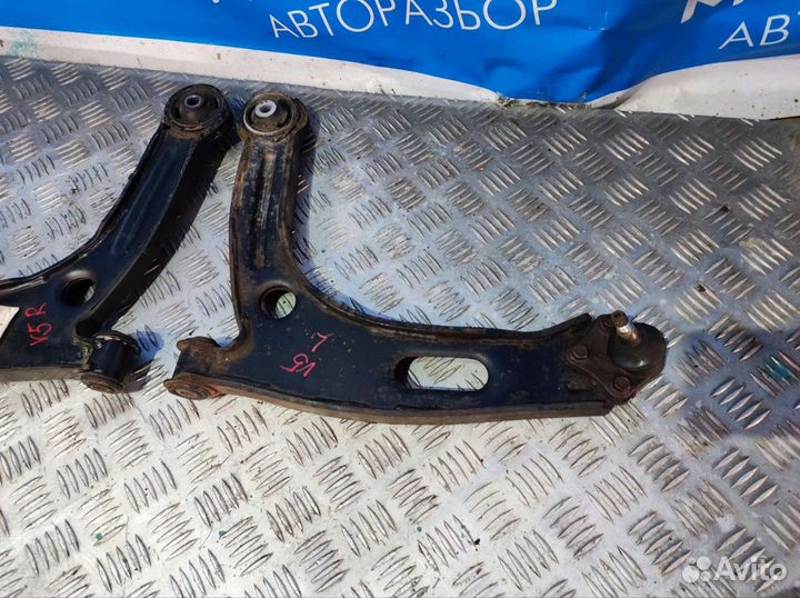 Передний рычаг Brilliance V5