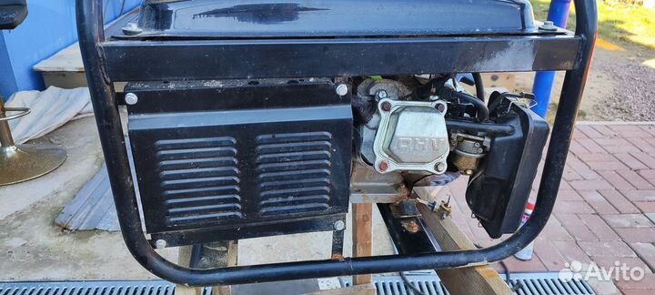 Генератор бензиновый бу