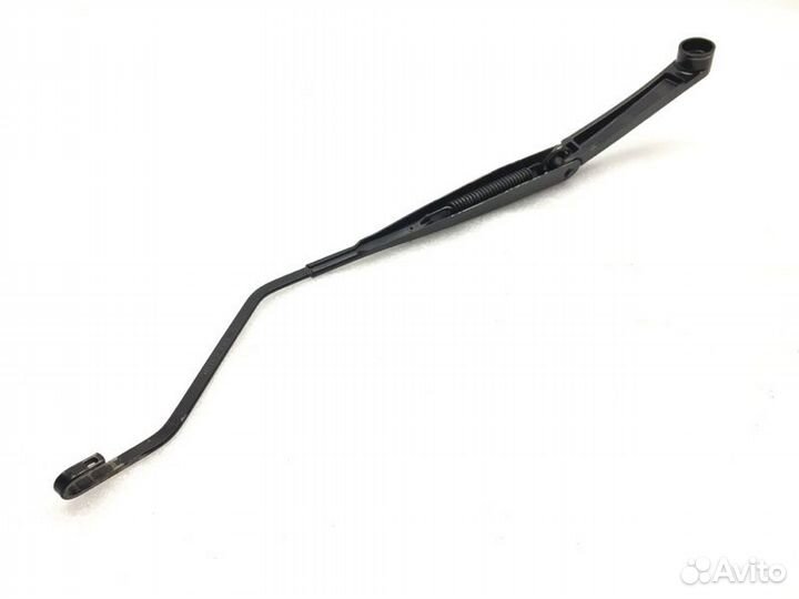 Поводок дворника правый Chevrolet Cruze седан 1.6