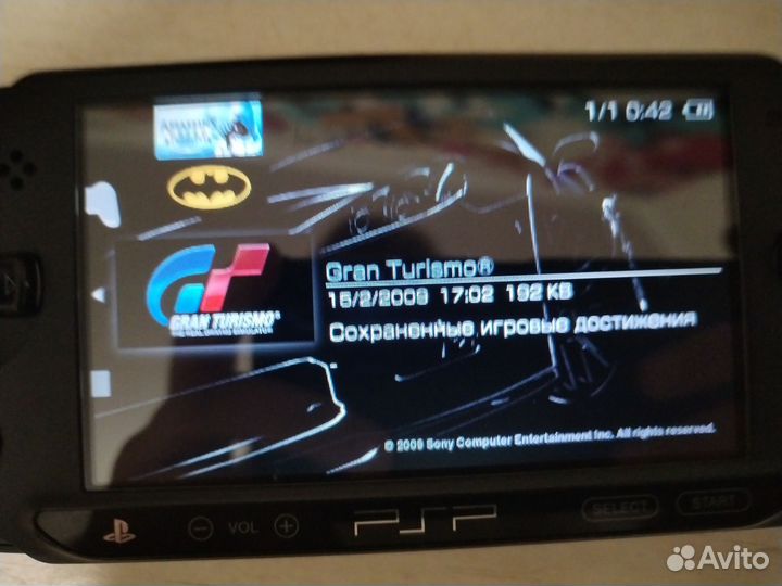 Sony PSP e1008 прошитая с 11 играми торг уместен