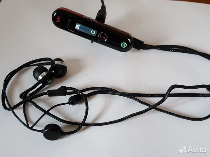 Bluetooth гарнитура Sony Ericsson HBH-DS970