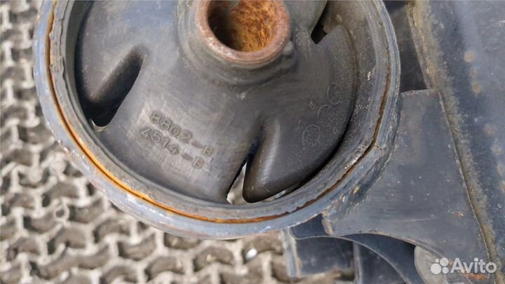 Балка подвески передняя Mitsubishi Grandis, 2004