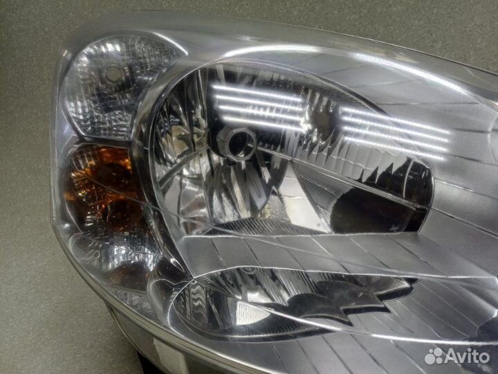 Фара передняя левая Peugeot Partner B9 1.6 EP6C MT