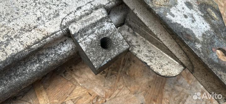 Усилитель переднего бампера Mini Cooper R50 2003