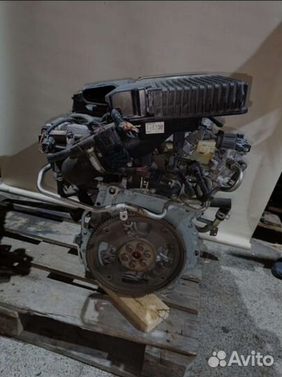 Двигатель mazda Demio de3fs ZJ