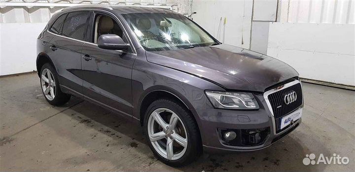 Audi Q5 8R 2010 Audi Q5 8R 3.0 CCW 2010