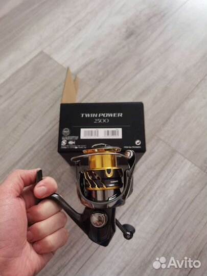 Shimano 20 twin power 2500