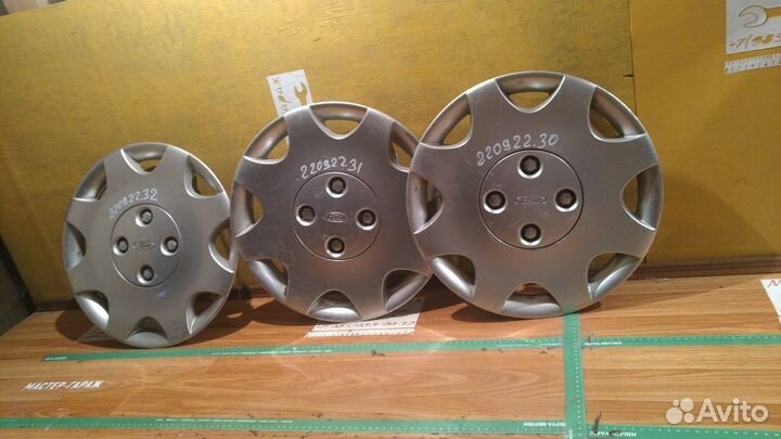 Ford Focus 1 Колпак