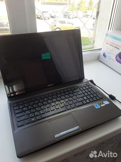 Ноутбук asus