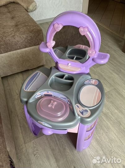 Детский туалетный столик