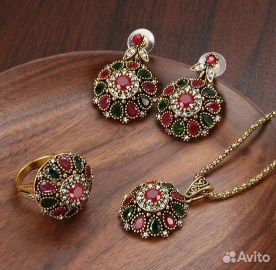 Комплект турецкий. Серьги, кольцо, кулон